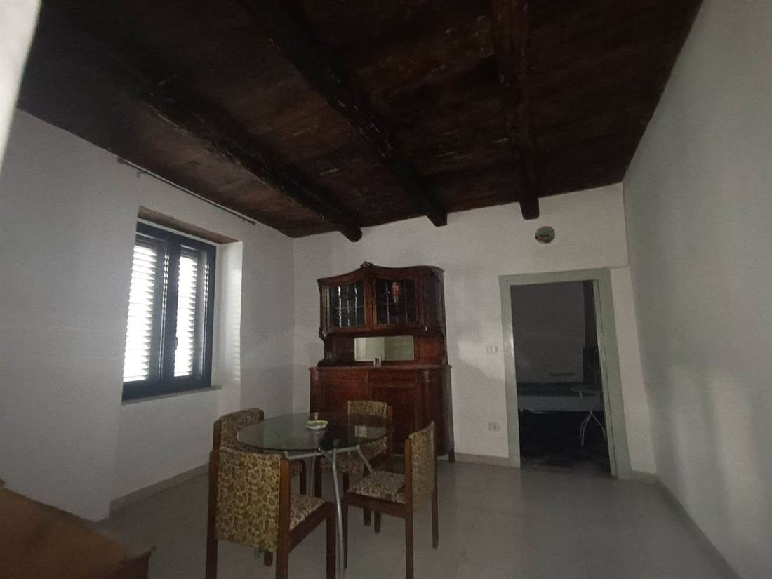 Palazzo a Marzano Appio — foto 5